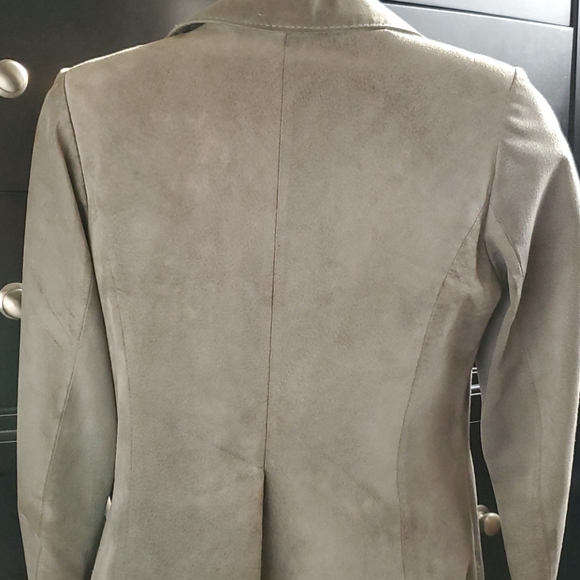 Vintage Mantessa suede jacket - Picture 6 of 14